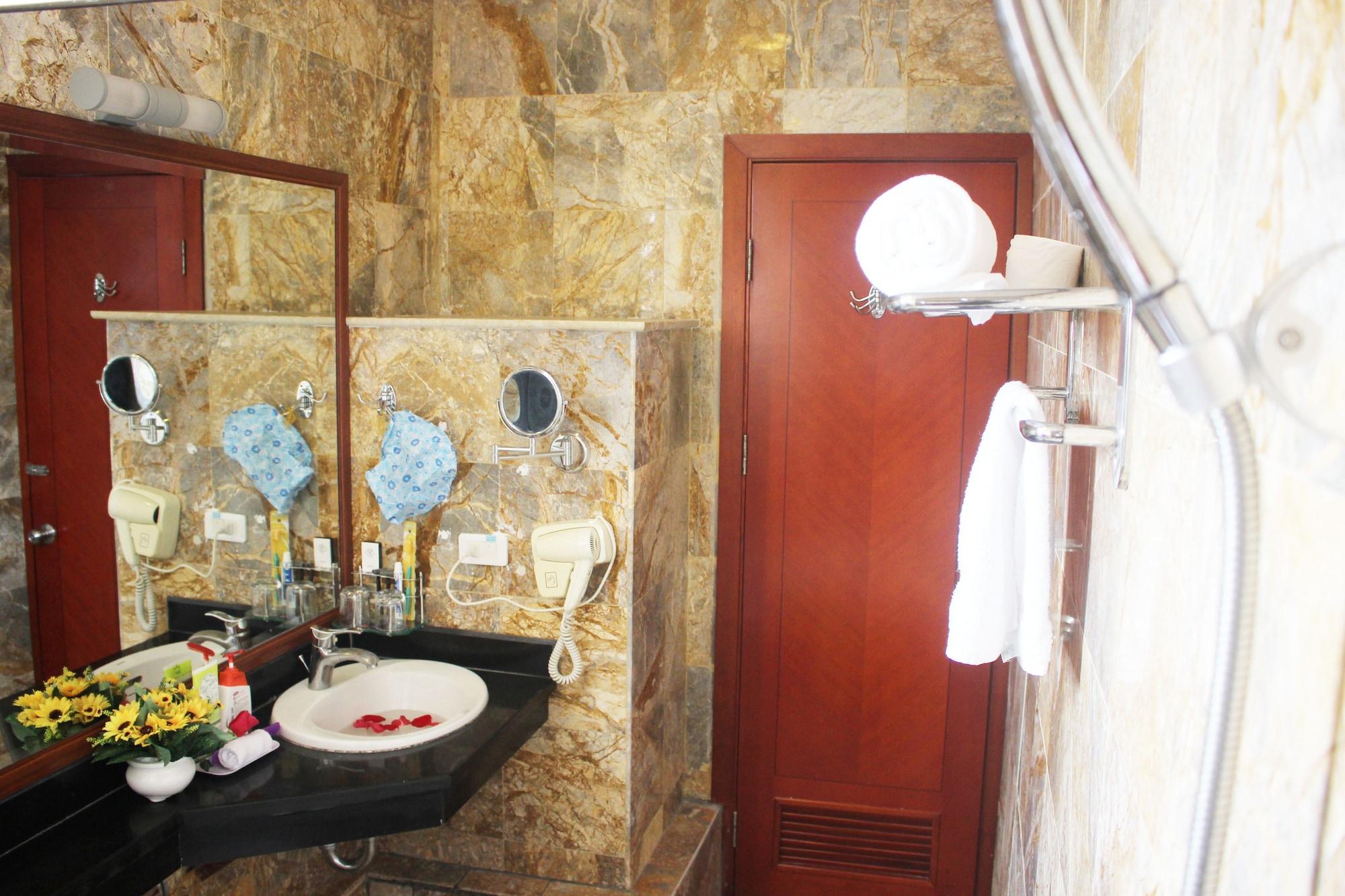 A25 Hotel - Bach Mai Ханой Экстерьер фото